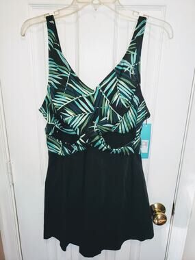 SEPTANGLE women's 1 piece bathing suit NWT